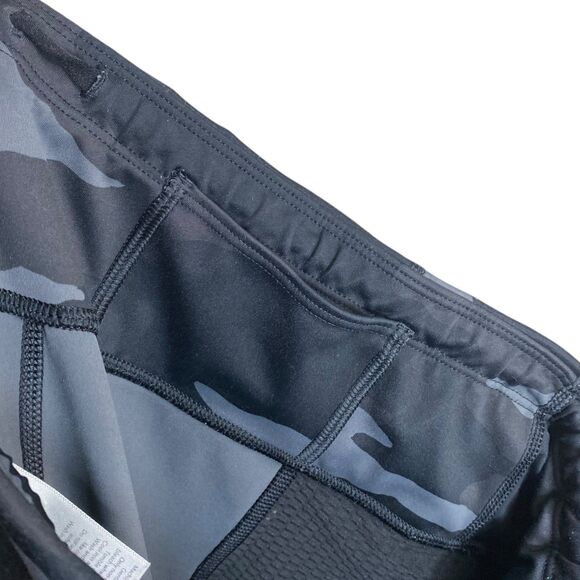 Athleta Contender 7/8 Tight Womens Large Camo Leggings Zip Pockets Workout Gym - Picture 10 of 13